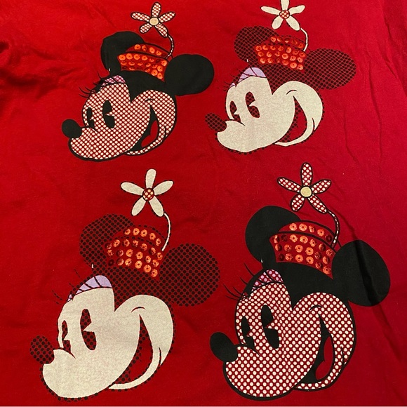 Minnie Mouse Red V-neck T-shirt size medium - Picture 4 of 8
